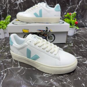 Veja Casual Shoes