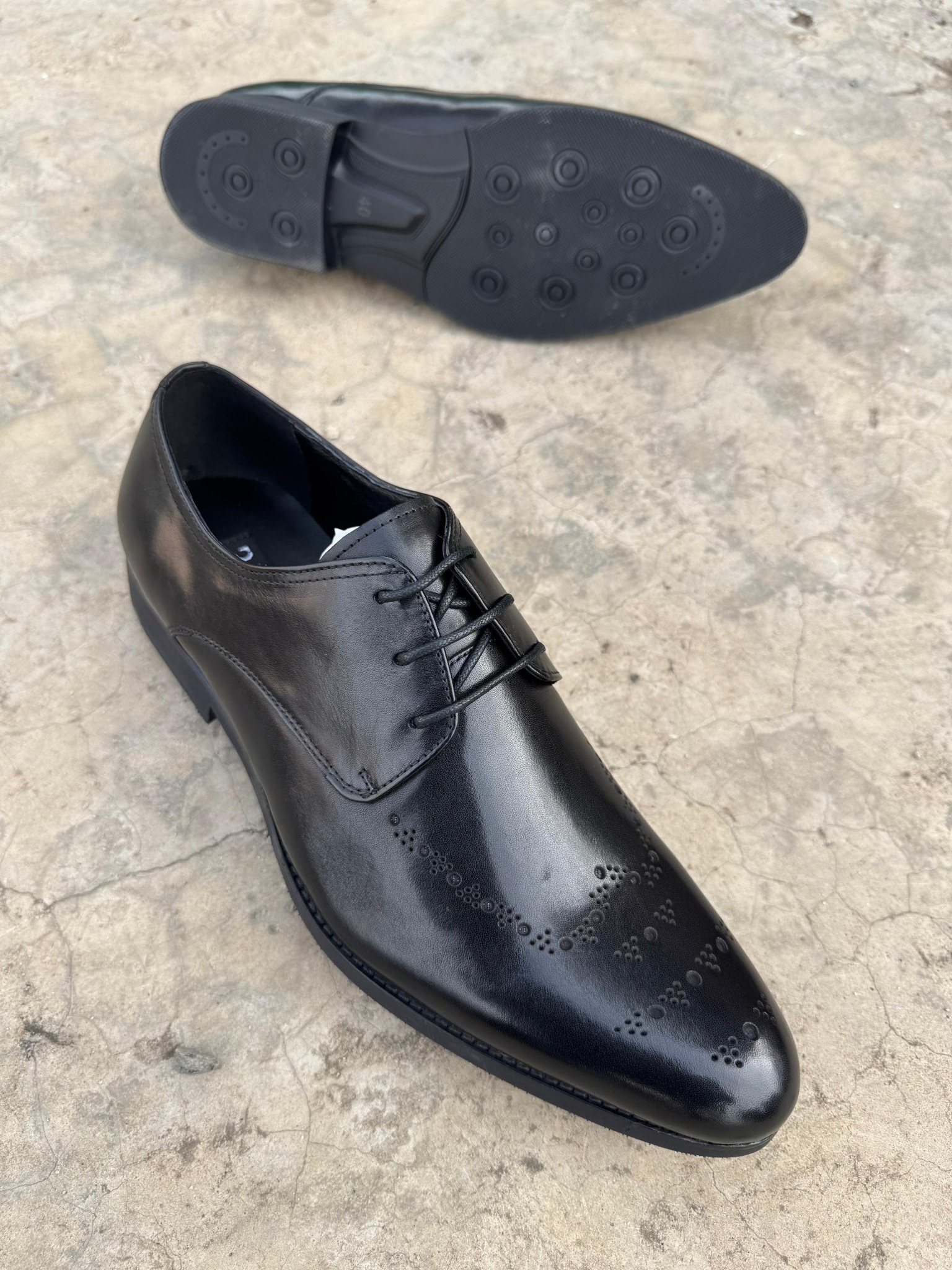 Official Leather Shoes - Image 4