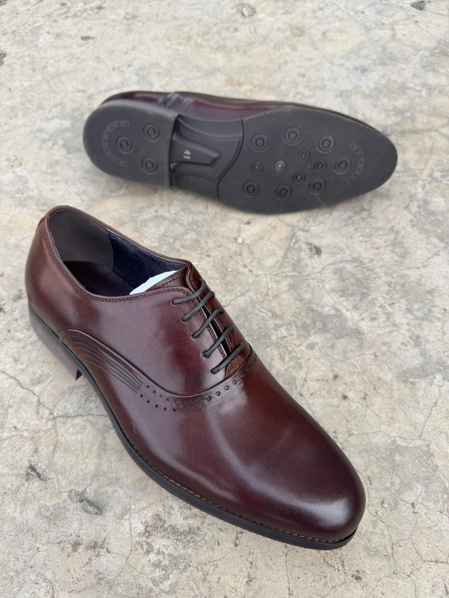 Official Leather Shoes - Image 6