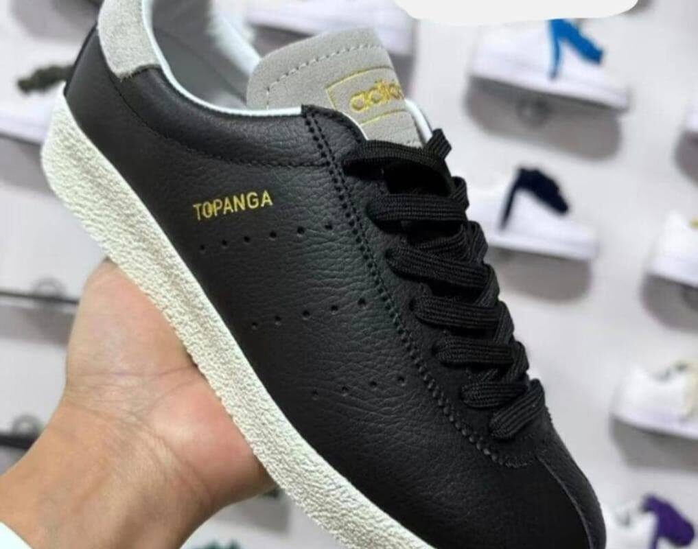 Addidas Topanga Shoes